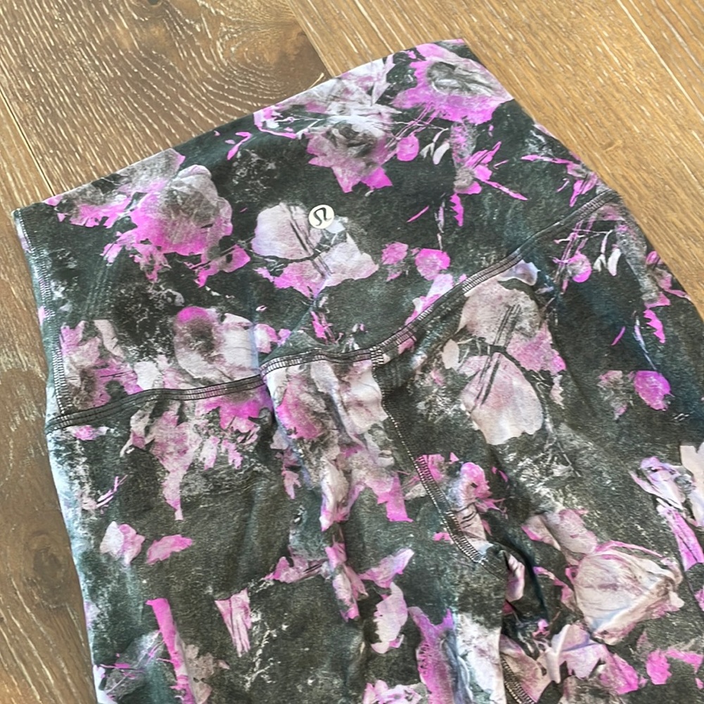 Lululemon Size 4 Leggings